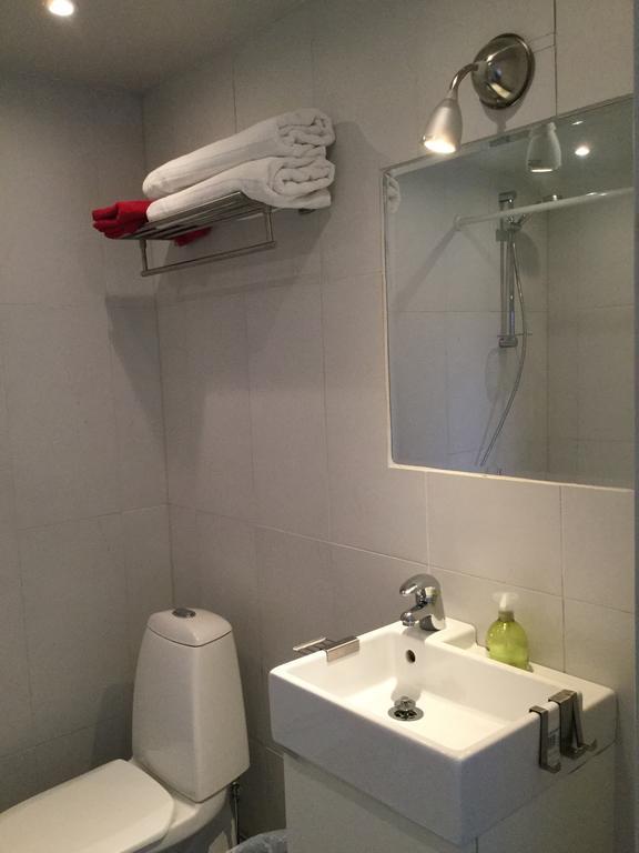 Mamma Carinas Pensionat B&B Bankeryd ภายนอก รูปภาพ